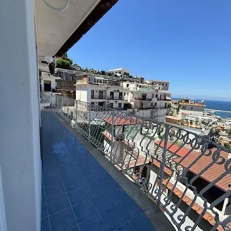 Bella Vista Apartment